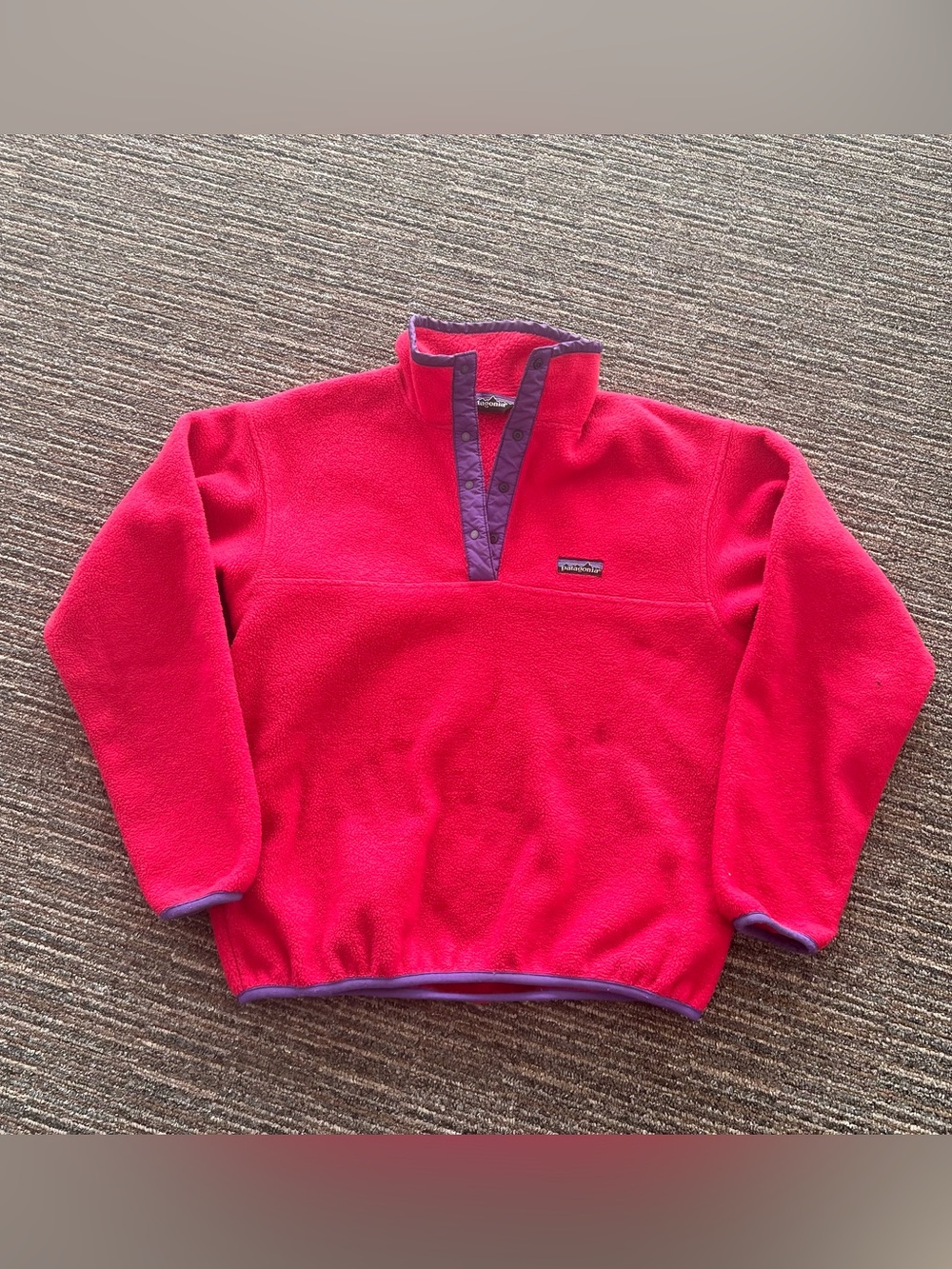 Vintage Patagonia Y2K Synchilla style fleece pullover Hot pink with purple trim